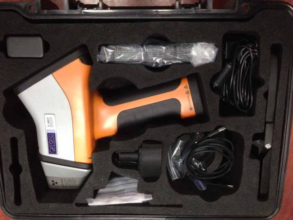 Oxford Instruments X MET 8000 XRF Analyzer 98147 zoom